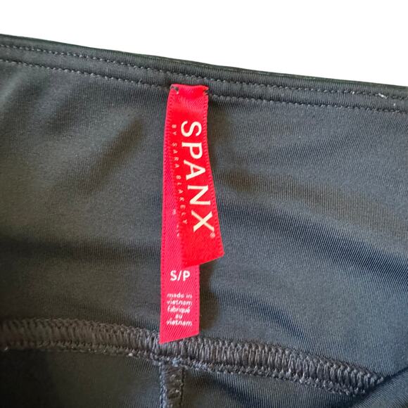 SPANX BLACK FAUX LEATHER LEGGINGS Women’s size small - Picture 4 of 7